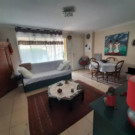 Holiday home - 5 Pers, 52 M2, 3/2 - Fr-1-781-29